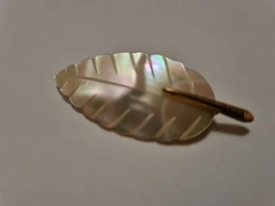 Brosche Glücksblatt, Perlmutt  - Bild 1 von 3