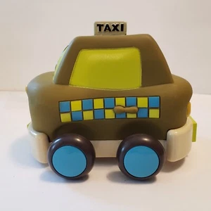 Justb-Byou Pull-Back & Go Soft Play Verde Oliva Taxi Cab Auto Giocattolo Usato - Foto 1 di 8