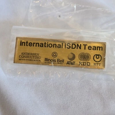 Vtg AT&T Telephone ISDN Technology Team Advertising Convention Gold Tone Pin ATT - Image 1 of 3