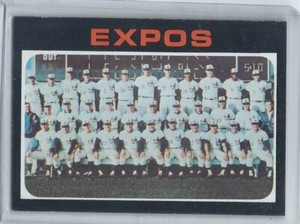 1971 Topps #674 Montreal Expos Team card High Number
