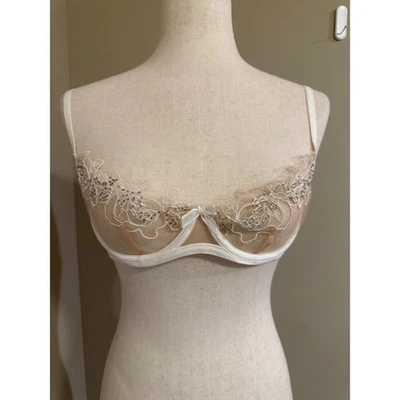 Conjunto de sujetador y bragas Agent Provocateur 36B B80 lencería floral marfil de encaje transparente Foto 1 de 4