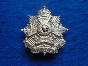 KC, INSIGNIA TAPA PLATEADA REGIMIENTO BORDE - Imagen 1 de 2