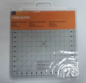 Fiskars 14" x 14" Rotating Cutting Mat - Picture 1 of 2