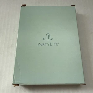 PARTYLITE UNIVERSALE FOGLIE DI DIVERTIMENTO TEALIGHT 12 CONTEGGI - Foto 1 di 3