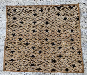 250958 - Afrikanische Raffiafaser Shoowa vom Volk der Kuba.  - Kongo. - Bild 1 von 8