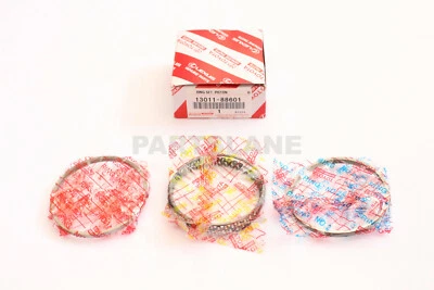 Juego de anillos de pistón originales Toyota Celica Matrix Corolla OEM 13011-88601 Foto 1 de 4