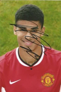 MAN UNITED * ASHLEY FLETCHER SIGNED 6x4 PORTRAIT PHOTO + COA - Bild 1 von 1