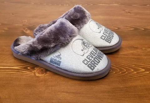 New FOCO Cleveland Browns Womens Slippers Size Medium 7/8 Glitter Sliver Grey Cover