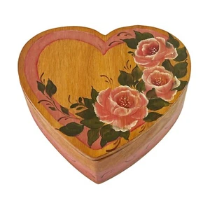 Vintage Hand Painted Wooden Trinket Jewellery Box, Heart Shaped Floral - Foto 1 di 5