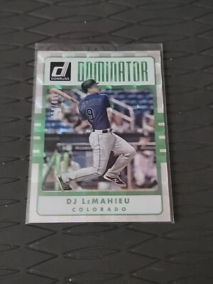 (890/999) DJ LeMahieu 2017 DONRUSS Baseball Card  - Image 1 of 3