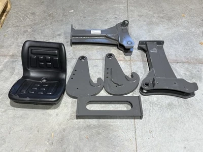 Montaje retroexcavadora Massey Ferguson BH3222 nuevo Foto 1 de 4