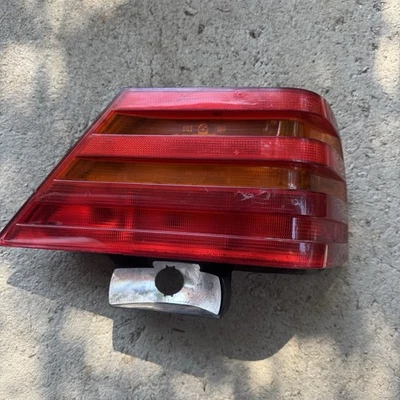 Luz trasera derecha mercedes-benz w140 300se s320 s500 s600 1408200266 oem Foto 1 de 4