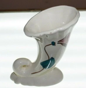 Vintage 1940's Puritan Vase Tan Flowers 6 1/4" tall Rare Find  - Picture 1 of 6