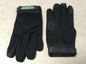 1 NEW Pair Aquaskinz Black Thunder Sports Gloves Size EXTRA LARGE -FREE SHIPPING - Picture 1 of 4