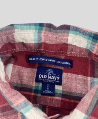 Camisa a Cuadros Roja Mediana Old Navy Para Hombre Manga Larga Bolsillos con Botones con Botones Foto 1 de 4