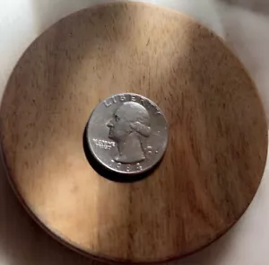 1984 D Mint Mark - D Washington Quarter Very Good Condition - Picture 1 of 2