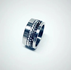 JIMMY CRYSTAL WOMEN'S SILVER SWAROVSKI CRYSTAL RING - Picture 1 of 2