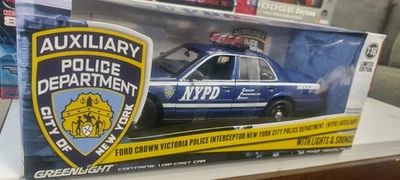 Greenlight 1:18- Ford Crown Victoria  NYPD Police Department w/ Lights & Sound - Image 1 of 3