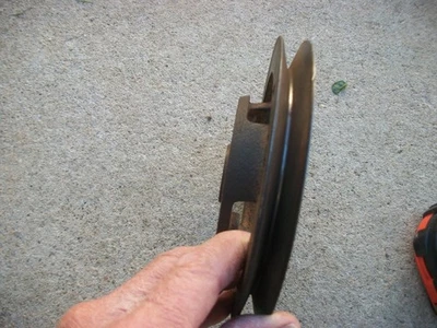 Ford Fairlane Galaxie Thunderbird 1961-1964 polea cigüeñal rara C1AB-6A-301-B Foto 1 de 4