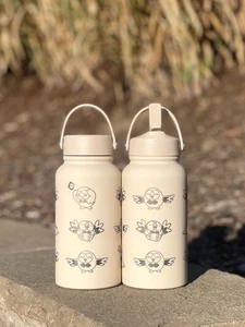 Rowlet Trinkflasche mit Gravur Waterbottle, Alolan Gras Starter Kaffeebecher - Bild 1 von 10