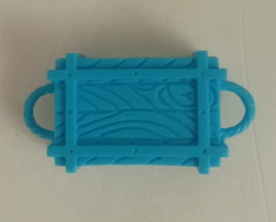 2004 Milton Bradley Buckaroo! Replacement Parts Plastic Crate Blue - Image 1 of 2