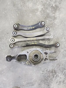 15 - 22 OEM SRT HELLCAT REAR RH SUSPENSION CONTROL ARMS  - Picture 1 of 3