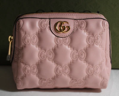 NUEVO SIN ETIQUETAS Gucci Matelasse Belleza Estuche de Cosméticos Bolso de Aseo GG Repujado Cremallera Superior 726047 Foto 1 de 4