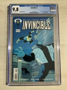 Invincible #2 CGC 9.8 Graded Comic by Kirkman Walker Crabtree - Picture 1 of 2