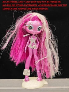 NO BOX NO BATTERIES NO TALKING NOVI STARS Mae Tallick DOLL Action Figure - Imagen 1 de 6