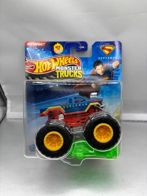 Monster Trucks Hot Wheels (nuevo para 2025) - "SUPERMAN" Foto 1 de 4