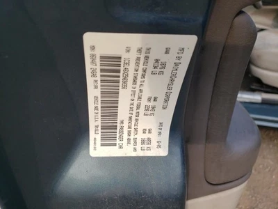 Depósito de refrigerante convertible de 4 cilindros para 01-06 SEBRING 3624421 Foto 1 de 4