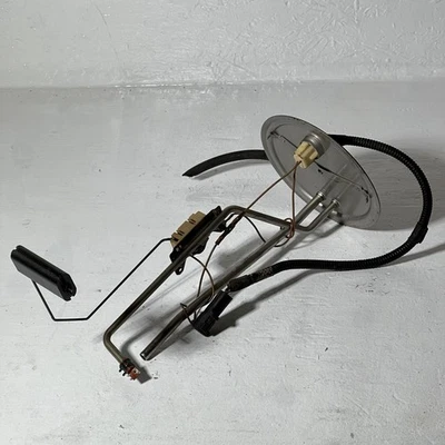 03-07 Unidade de Envio de Combustível Diesel 6.0L Ford F250 F350 Super Duty Cama Curta - Imagem 1 de 4