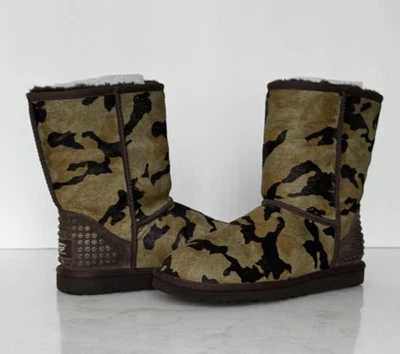 UGG ROWLAND CAMO CALF HAIR LEATHER SHEEPSKIN STUDDED BOOTS WOMEN SIZE 8 RARE 🔥 - Image 1 of 4