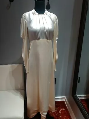 1920’s Vintage Wedding Dress. Ivory. Petite. Preowned. Handmade. - Image 1 of 4