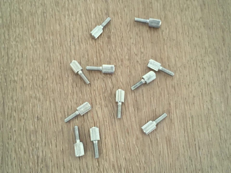 Raro NOS Tornillo de Fijación para Contrapeso Thorens TP16 Brazo Nuevo Antiguo Stock Nuevo de Lote Antiguo Foto 1 de 1