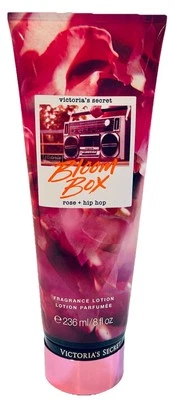 VICTORIA'S SECRET BLOOM BOX FRAGANCIA LOCIÓN CORPORAL 8,0 FL OZ EDICIÓN LMT  Foto 1 de 3