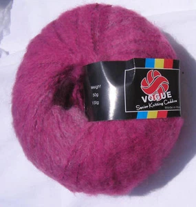 NEW ITALIAN VOGUE RASPBERRY COTTON/POLYESTER BLEND YARN - Picture 1 of 2