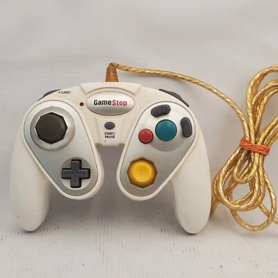 GameStop G3 Wired Turbo Controller for Nintendo GameCube (White) NOT TESTED  - Image 1 of 4