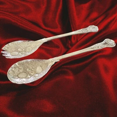 Vintage Silver Plate Repoussé Berry Serving Spoon and Fork Set w/Kings Pattern - Image 1 of 4