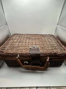 Vintage Picknickkorb aus Weide - Bild 1 von 12