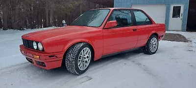 BMW: 3-Series Sport • 24,000$