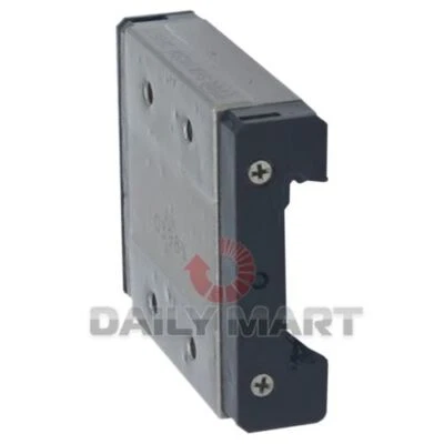 New In Box THK SHW14CRM 14*40*45.5 mm linear guide slider - Image 1 of 2