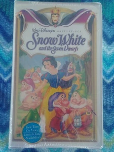 NEW Unopened First Release VHS Disney Masterpiece Snow White & The Seven Dwarfs - Picture 1 of 5