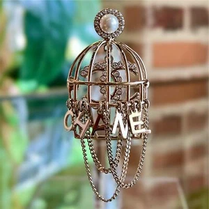 CHANEL Birdcage Light Gold Strass Pearl Crystal CC Brooch - Picture 1 of 8