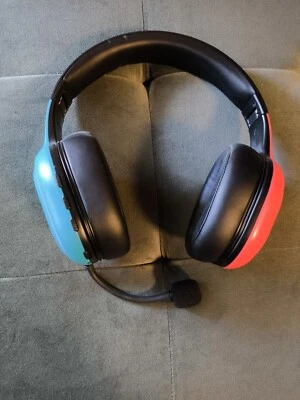 Auriculares para juegos PDP LVL40 azul/rojo sobre la oreja con cable para Nintendo Switch con micrófono Foto 1 de 4
