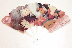Promoción de ventilador de plástico Junjou Junjo Romantica anime Takahashi Misaki Usami Akihiko - Imagen 1 de 3