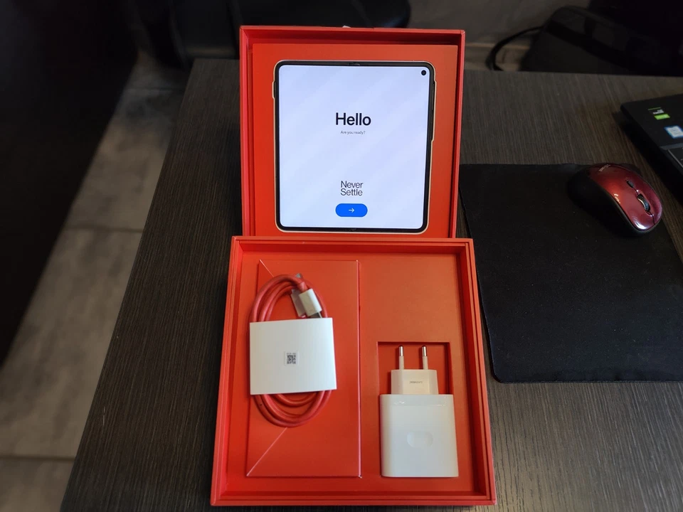 OnePlus Open Smartphone 5G Doppia SIM 512GB Nero Android 13 - Immagine 1 di 4