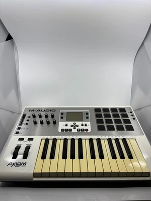 M-AUDIO Axiom AIR 25 Premium MIDI Keyboard and Pad Controller Cos. Damage - Image 1 of 4