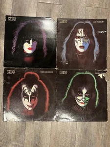 Kiss - X 4 LP - Ace Frehley, Gene Simmons, Paul Stanley, Peter Criss, US, 1970s - Foto 1 di 11