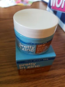 True Blue Spa Pretty In Zinc SPF 45 - Picture 1 of 1